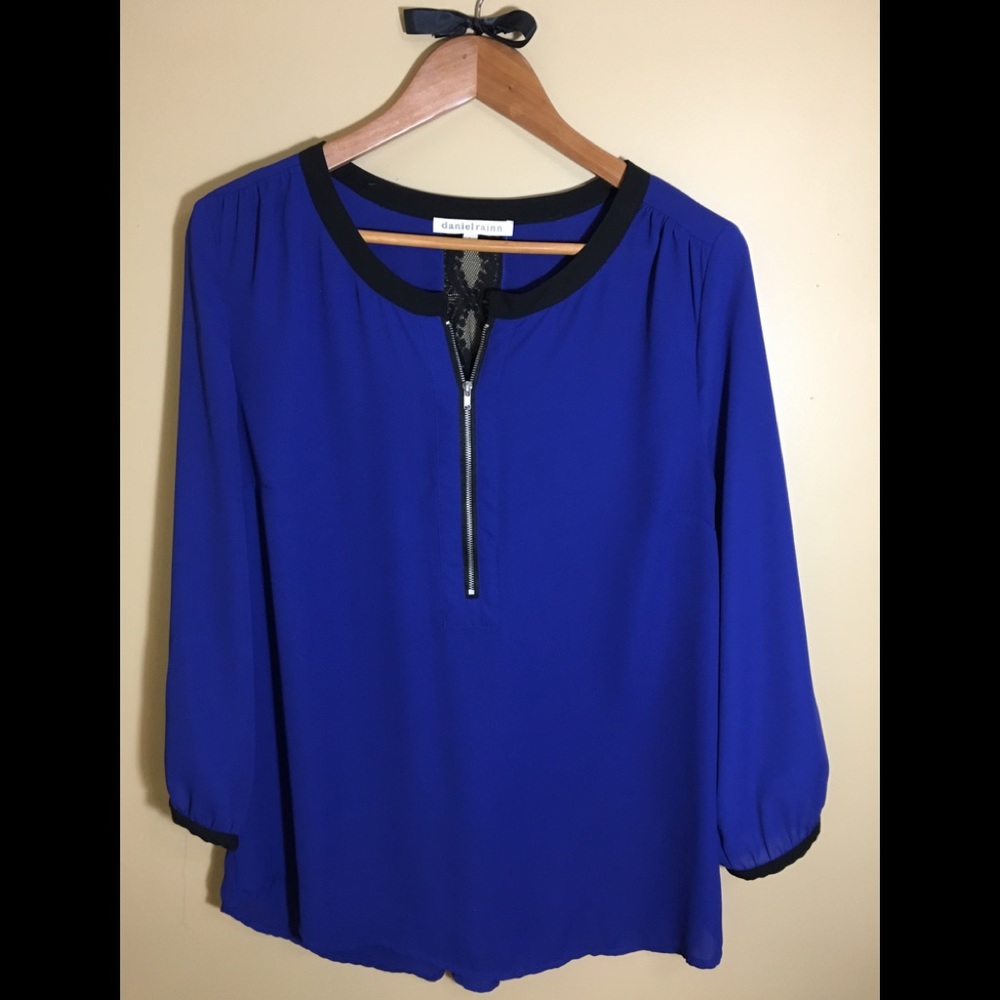 Daniel Rainn Blouse Lace Back